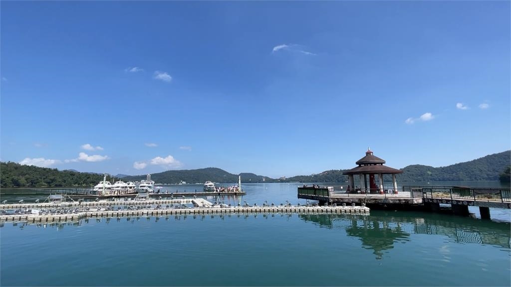 日月潭花火節將登場 沿岸護欄掀占位亂象