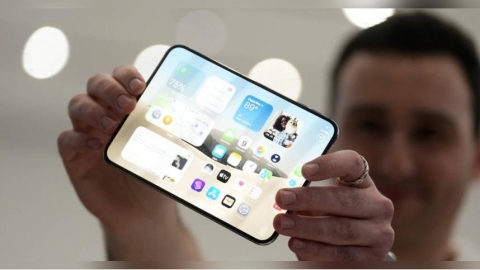 iPhone Duo摺疊機登場！頂規近12萬創新高　售價、開賣日期一次看