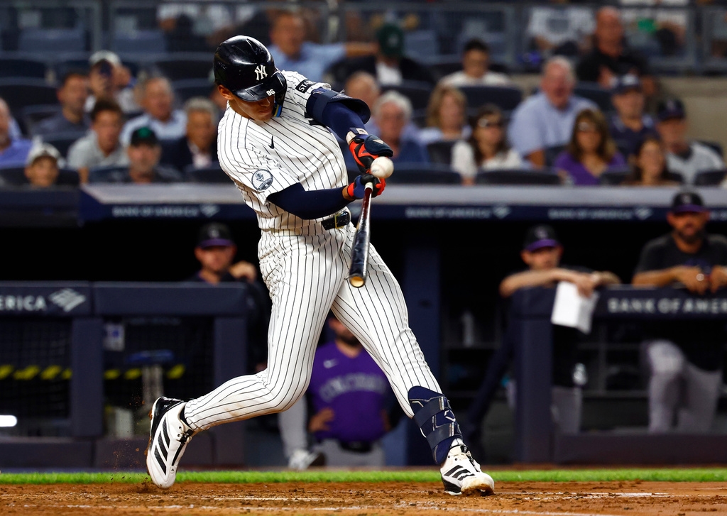 MLB(影)/洋基本季第一發滿貫砲出爐!菜鳥游擊手驚天一擊轟垮菅野智之