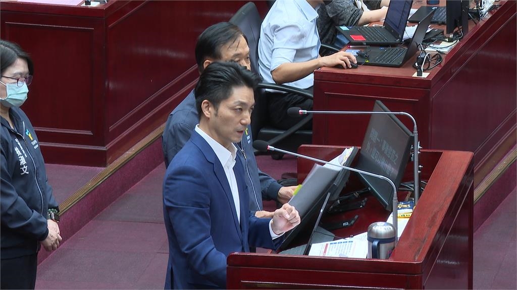 基泰大直工地塌陷損鄰屋 受災戶控被市府建商搓湯圓