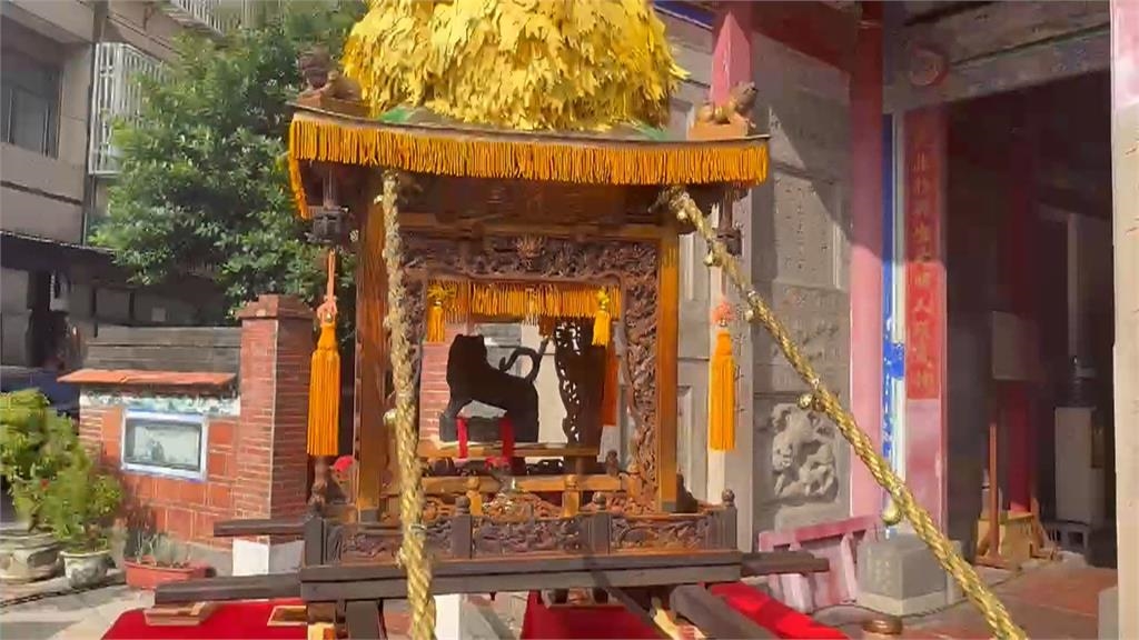 毛孩總動員!北港義民廟"義犬將軍"遶境 率領百隻寵物上街祈福.募款