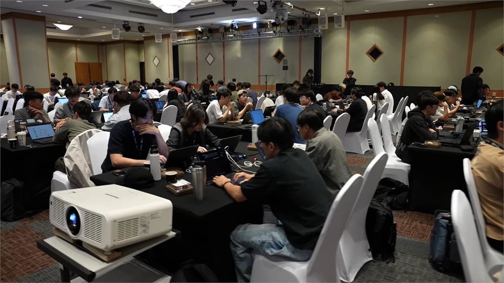 OpenAI攜手蝦皮辦黑客松! 逾百頂尖人才齊聚爭霸