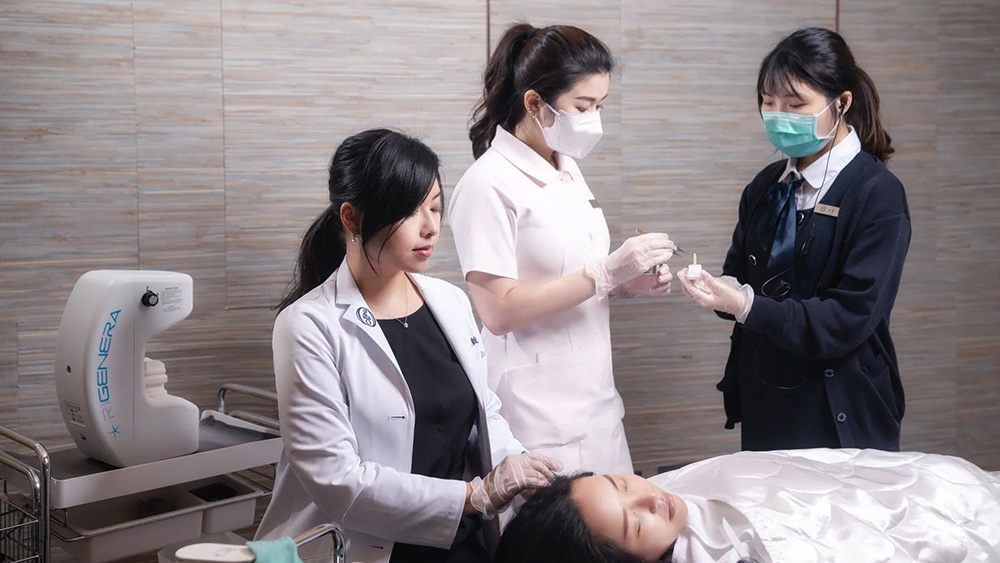 上健身房會禿頭?皮膚科醫師說明運動、DHT與雄性禿之間的關聯