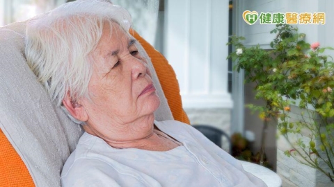 她早發失智惡化成植物人　創世基金會籲四面向預防