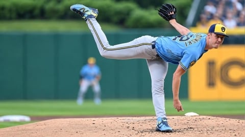 MLB(影)/100英里火球突破1千顆!米肖羅斯基投手雙冠王釀酒人封王M1