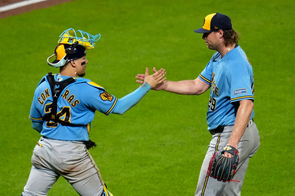 MLB(影)/香檳才喝完隔天照贏!釀酒人95勝傲視大聯盟 隊史紀錄近在眼前