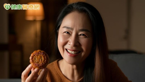 月餅切勿吃過量!醫提醒:糖友務必當心「血糖陷阱」