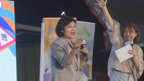 雲林縣政府攜手交通部宣導交安 沈文程唱歌不忘宣導「高齡換照」