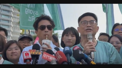 合體賴瑞隆"速喝珍奶"超逗趣 沈伯洋:高雄珍珠滑比較快