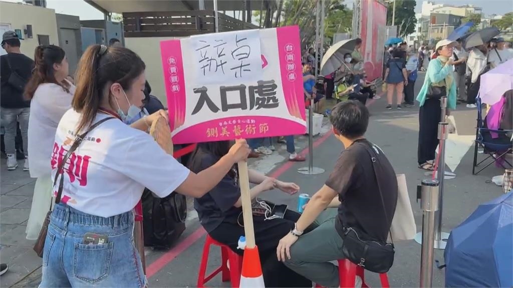 鍘美藝術節席開250桌! 民眾搶看「包公鍘陳世美」大戲