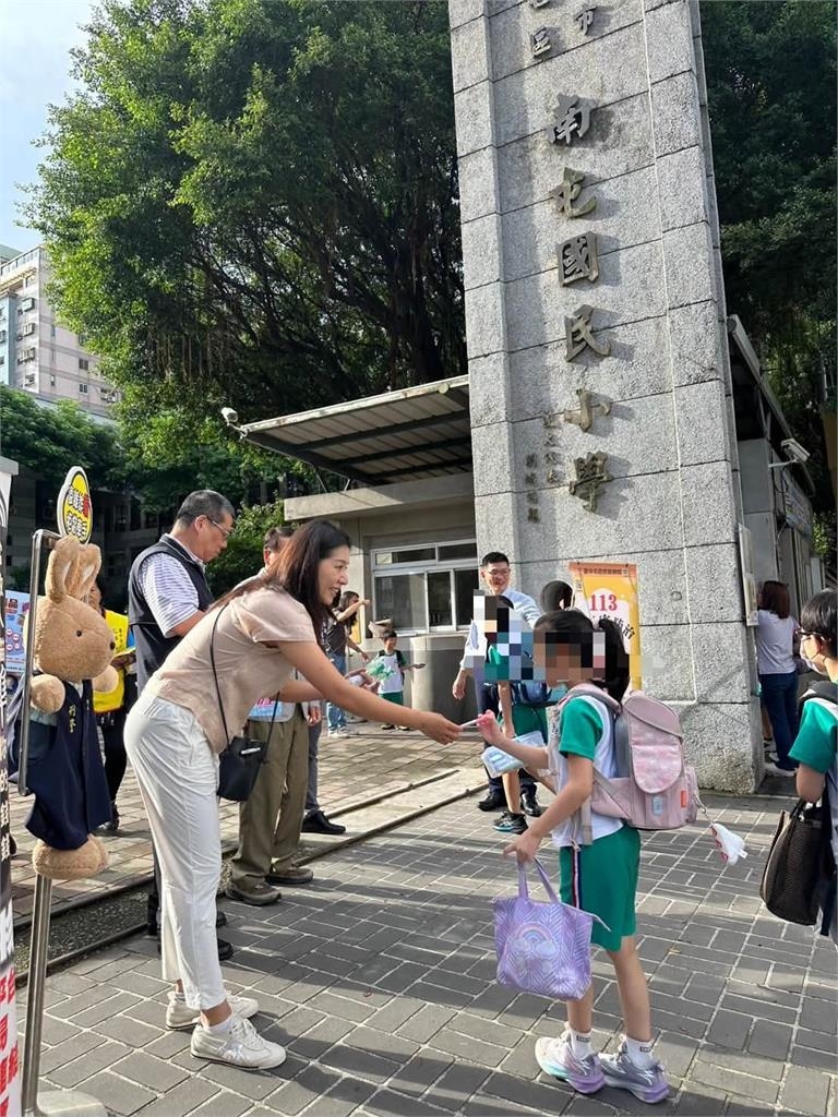 淡出19年!玉女歌手侯湘婷連霸家長會長 粉絲暴動:眾望所歸!