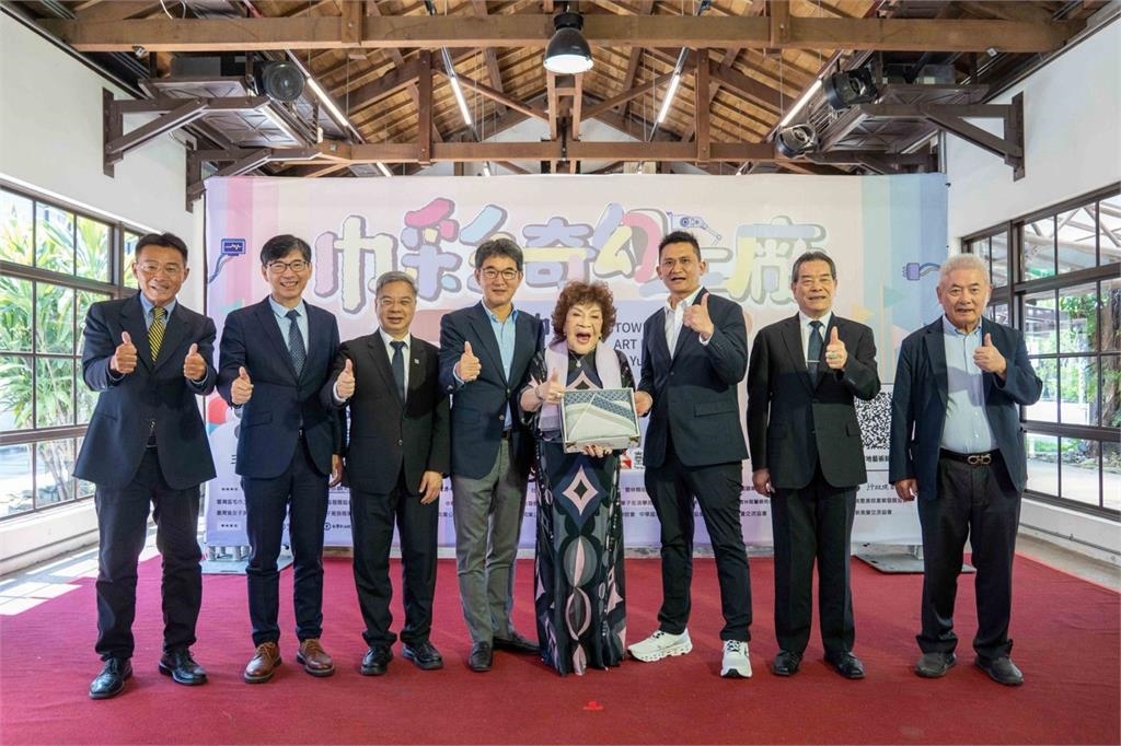 快新聞/讓虎尾毛巾被看見!劉建國牽線跨界拓通路 周遊驚喜現身力挺