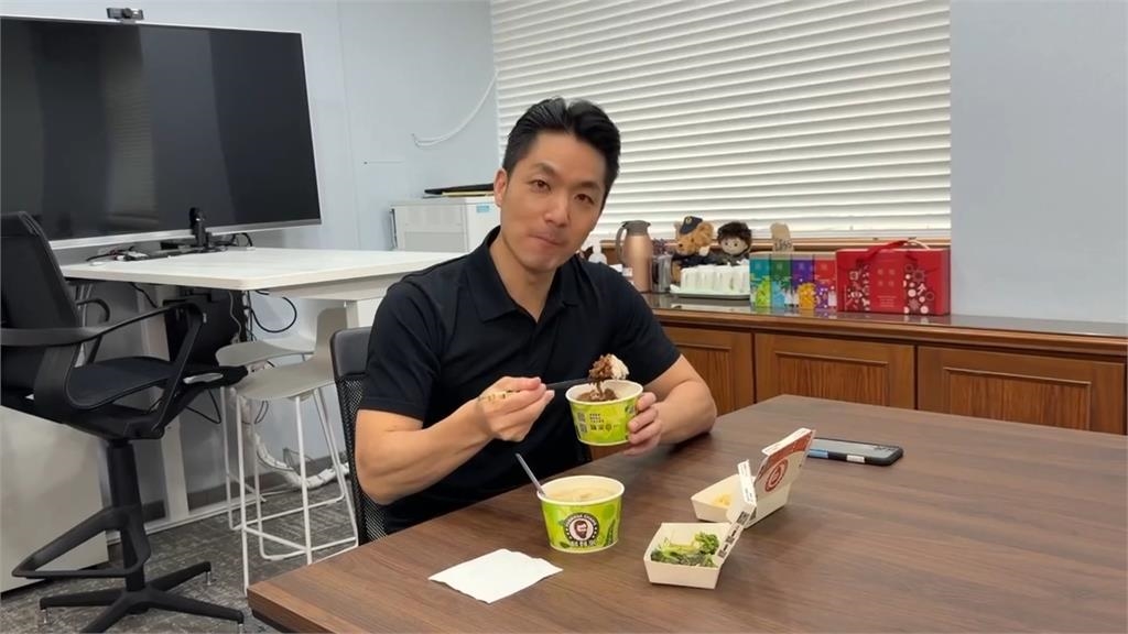 蔣萬安挺鬍鬚張喊「我負責吃滷肉飯」 律師:淹水、虐兒都沒說要負責