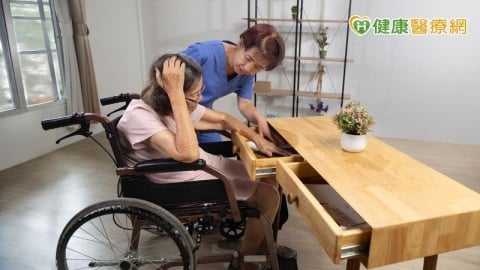 記憶力退化別只看症狀 阿茲海默症診療走向「病理確認」與早期治療