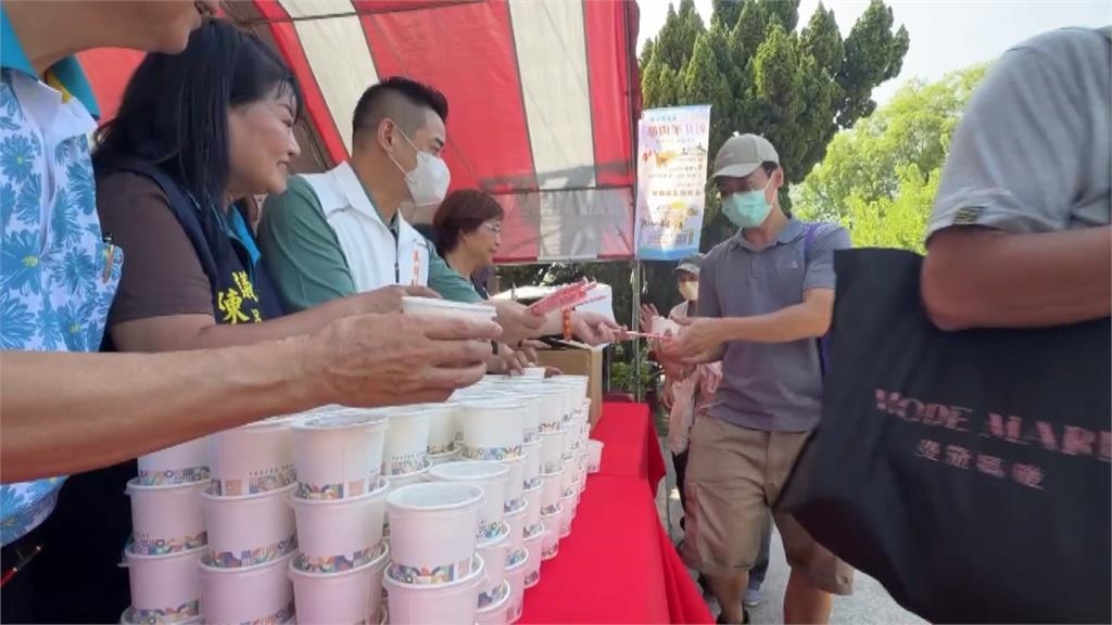 彰化溪湖羊肉節送羊入虎口! 「烤全羊百元價」限量百組引爆排隊潮