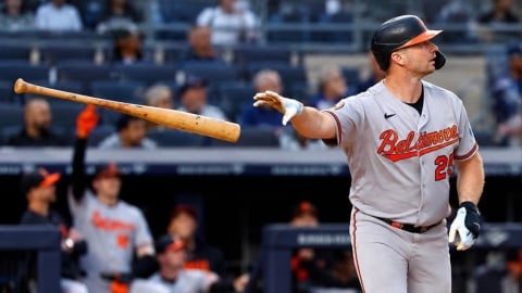 MLB(影)／阿隆索雙響砲炸洋基！471英尺怪力轟　43轟、113打點雙冠王在望