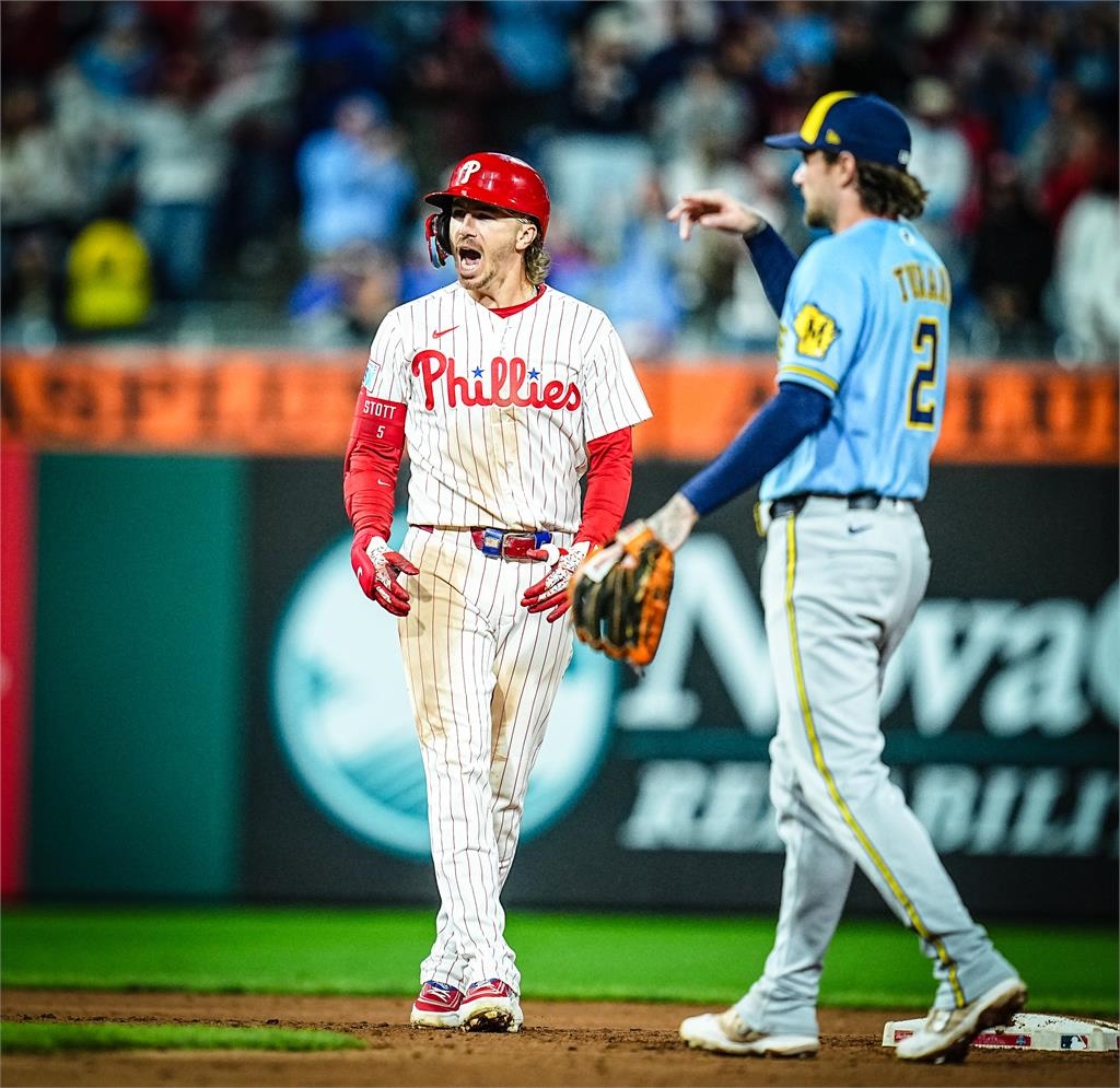 MLB(影)/第162場一戰定生死!費城人、響尾蛇搶國聯外卡 「同戰績」這隊晉級