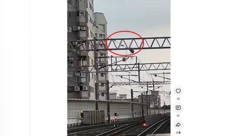 無人機飛越闖豐原車站軌道 碰撞電線設備當場「墜機」