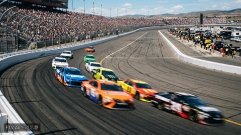 Kyle Larson稱霸堪薩斯賽道 擴大NASCAR積分領先