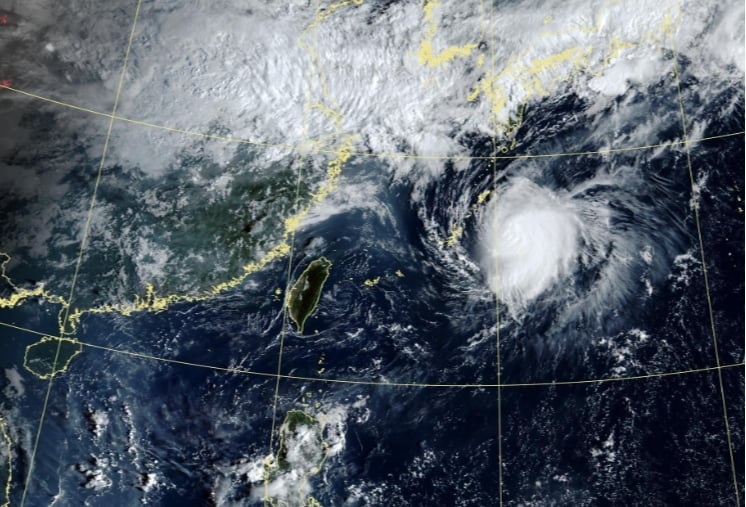 大衣準備好！東北季風「這天」將增強　氣象署揭北東部降溫、轉雨連下7天
