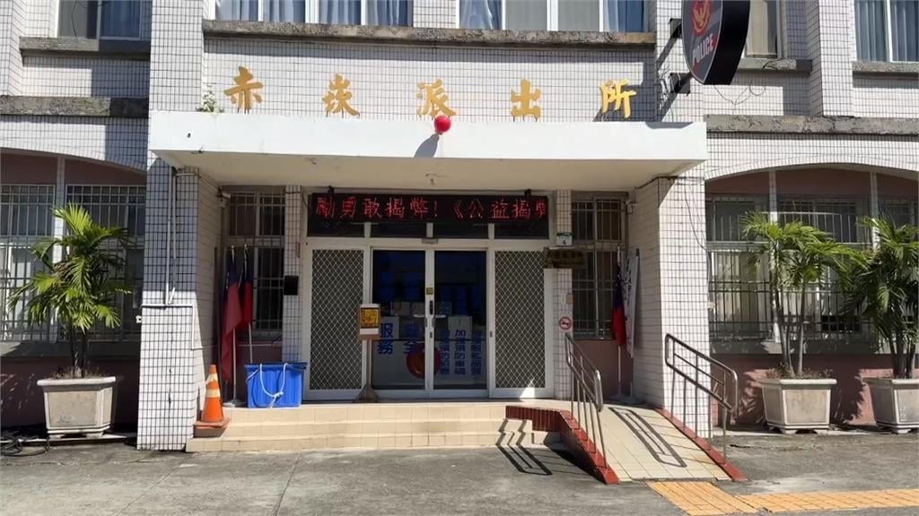 高雄神轎夜巡衝進警局「祭改」 網友質疑:算不算妨害公務?