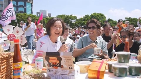 沈伯洋「雞蛋糕+東泉」吃法自豪是血繼限界!網揭家世驚:真有親戚關係