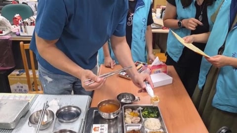 蔣萬安視察金華國中食安「測鹹度」 黃偉哲狠酸重點是態度