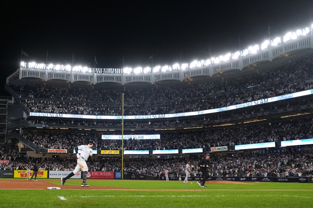 MLB季後賽(影)/「米飯哥」頂上法官火力!單場雙響再炸滿貫砲洋基9:0痛宰紅襪