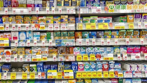 隨手吞感冒藥恐成傷腎地雷!藥師授「用藥五大護腎要訣」