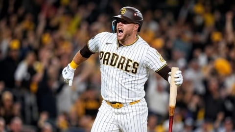 MLB(影)/穿走路靴也能當英雄!「Ho-ly Sheets」炸裂教士橫掃小熊
