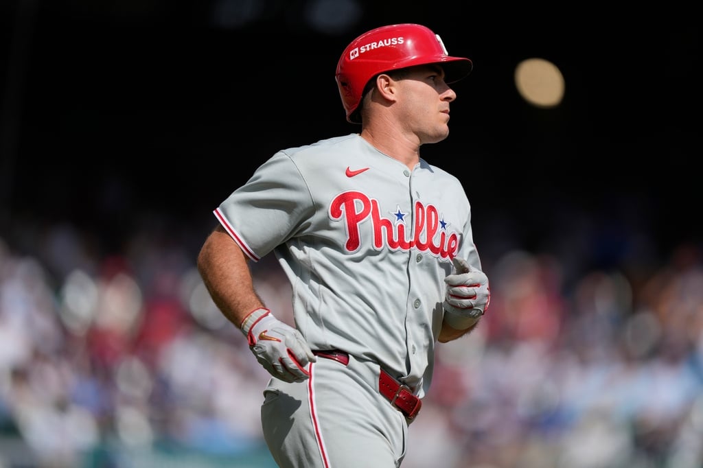 MLB(影)/最會挑戰主審好球帶的捕手!費城人「真木頭」再見翻盤創大聯盟紀錄