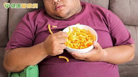 另一半睡不好可能影響自身飲食習慣 研究追蹤204對伴侶揭關聯