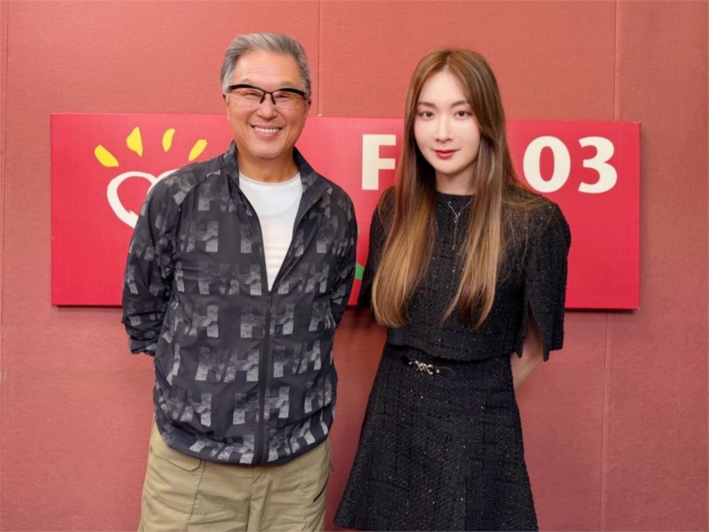 前最美檢察官「換性別前後1狀態」超反差!本尊認了:有時會整個斷掉