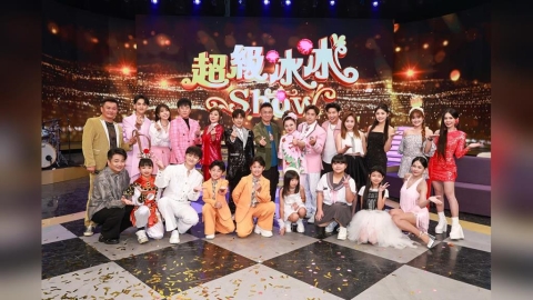 黃西田意外被王彩樺戳屁股、呼巴掌!白冰冰驚嚇喊「夭壽喔」豬哥亮走了只剩下他最大咖