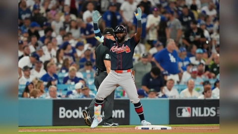 MLB(影)/只差一支全壘打就完全打擊!勇士中外野手仍將自己載入史冊