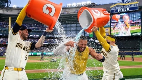 MLB(影)/22歲喬里奧太神!第9局先演出超美技再敲再見安打 攻守都當英雄