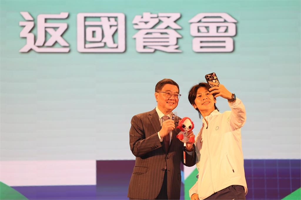 亞運/台灣英雄們榮耀歸國啦!行政院長卓榮泰特別設宴款待