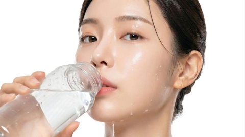 內外雙向保養怎麼做?認識日常飲水與肌膚保濕的基本觀念