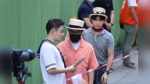 蔡康永現身沈伯洋競總 中國軍方帳號首發聲批「不容在大陸與台獨騎牆搖擺」