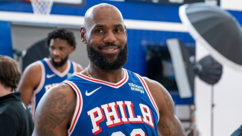 NBA(影)/詹皇怒了「痛罵」恩比德!本人火速回應:別再說謊了