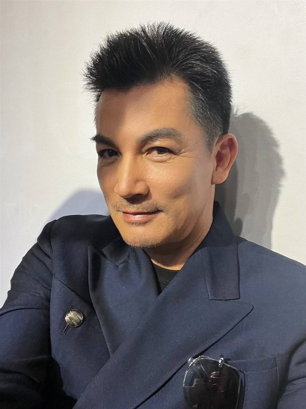 伊正表示,選擇用運動把汗水逼出來!他坦言,只要讓自己瘋狂流汗,整個身體就會奇蹟般地打回原形,重返全新的狀態。(圖/翻攝自伊正臉書)
