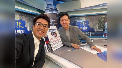 沈伯洋曬趙少康合照吸12萬讚 留言區釣出本人:今天很帥氣