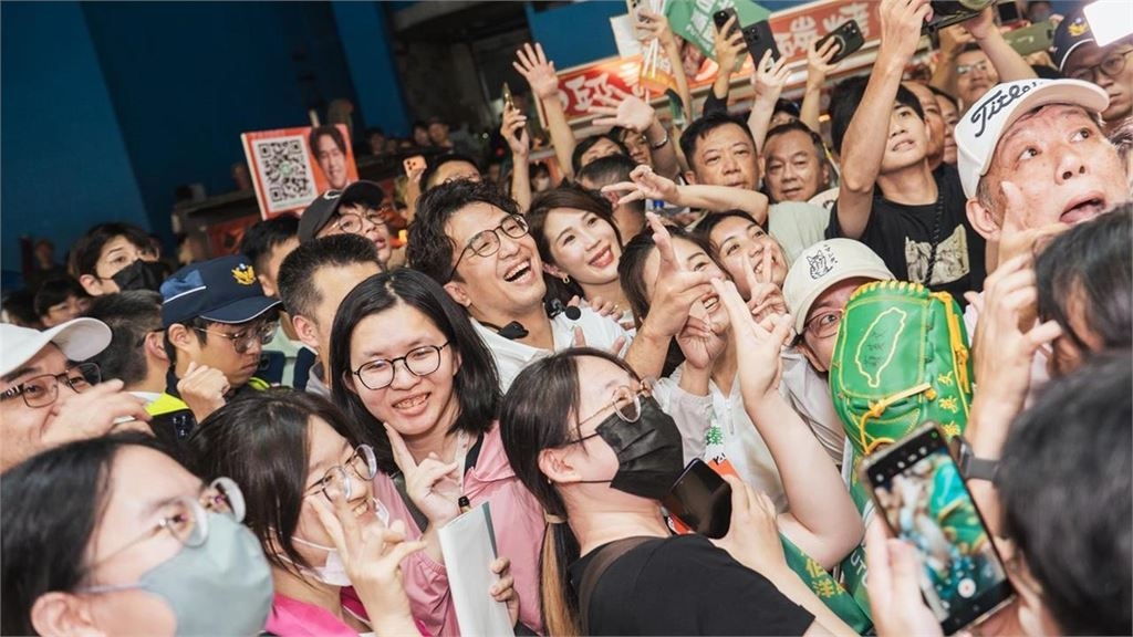 快新聞/「洋流」雙十湧進萬華!沈伯洋搶攻關鍵票倉 明晚奔復興口夜市掃街