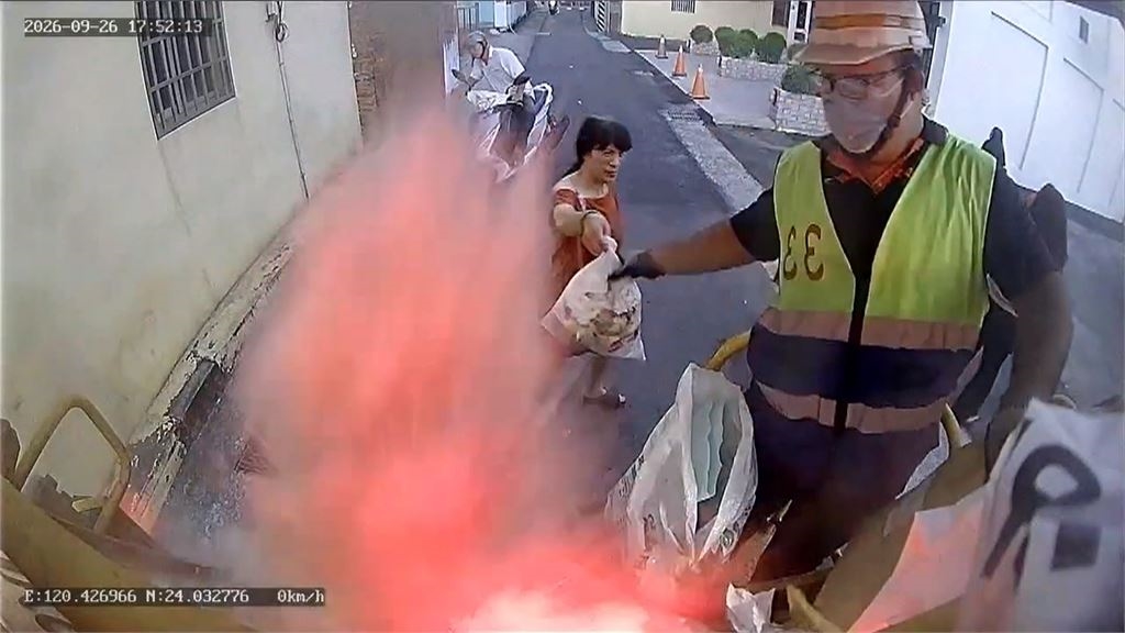 金紙灰燼丟垃圾車「粉塵爆炸」　彰化清潔隊員嚇壞