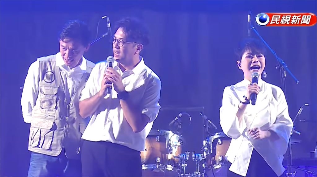 詹雅雯跨界力挺沈伯洋…認當「乾弟弟」!率眾高喊「凍蒜」:台灣整個都順起來