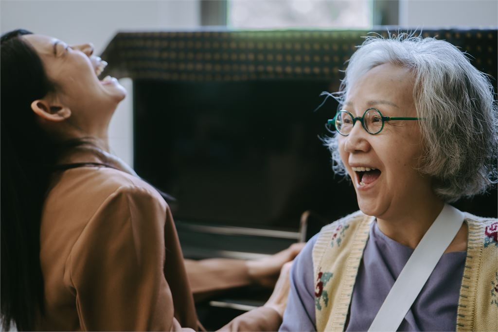 《小包袱》陸弈靜不會客語卻演到徐麗雯忘了她不會講　 同鄉情誼吳奕蓉雙入圍