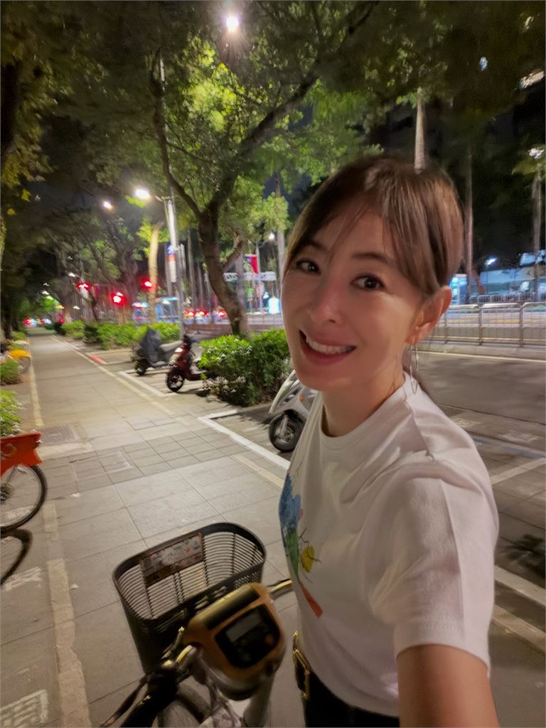 101國慶展演「火鍋哏」和蔣萬安有關?賈永婕深夜回應:北市府大力支持