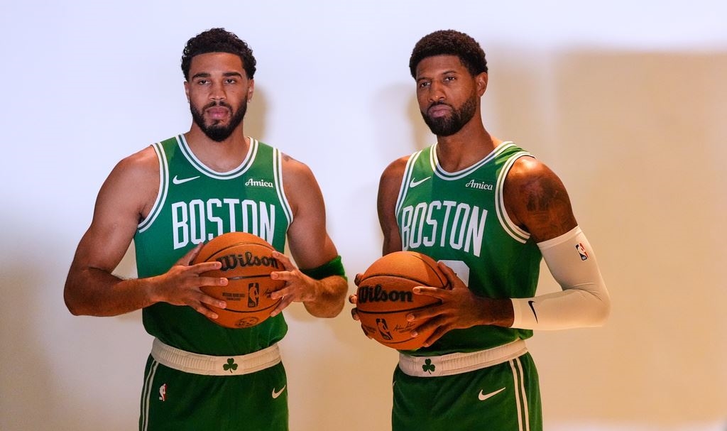NBA(影)/當「杰倫遇上塔圖姆」!前冠軍拍檔拆夥後再碰面相敬如「冰」