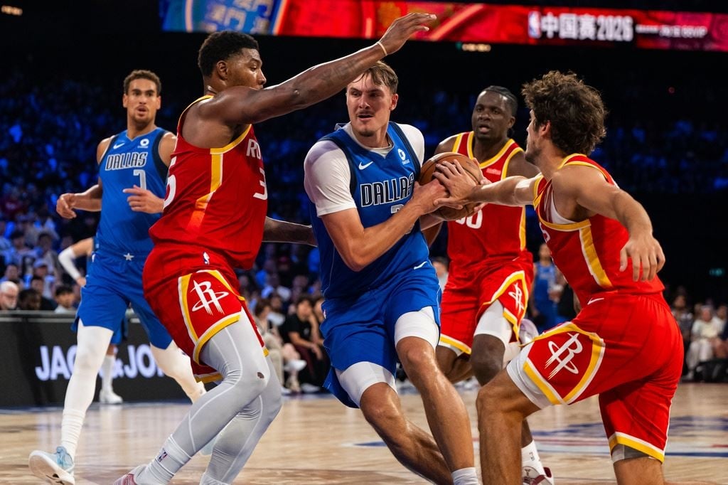 NBA(影)/睽違586天重返賽場!獨行俠明星後衛厄文終於在熱身賽復出