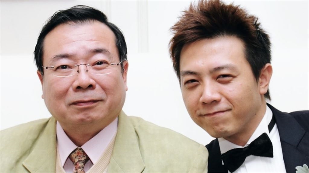 74歲廖峻三度中風後「帥氣側臉」曝光! 罕見露臉兒吐10字曝近況